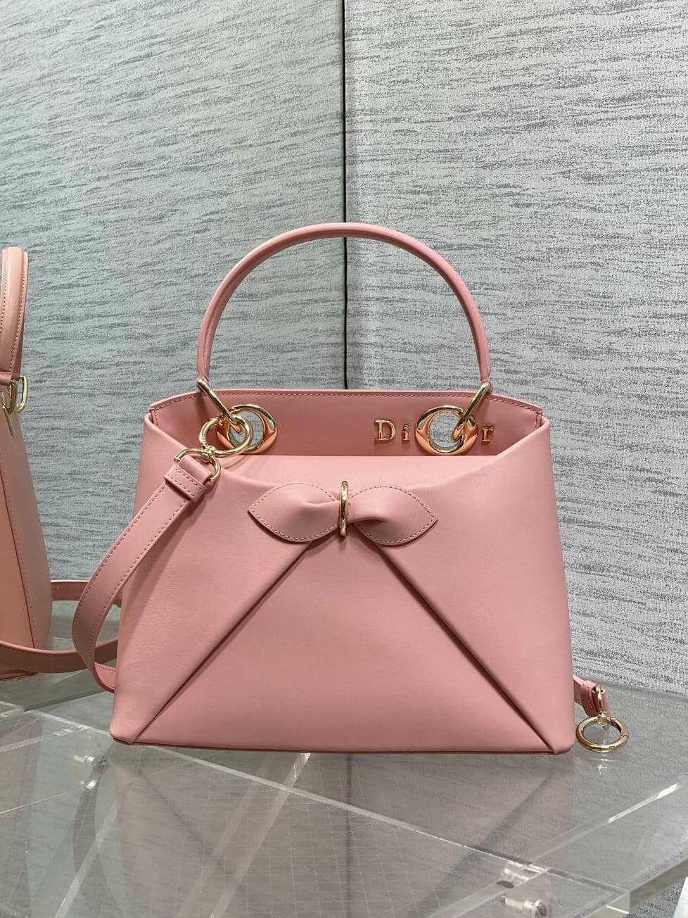 Bow Top Handle Bag 009